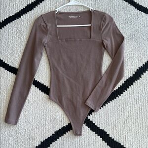Square neck A&F bodysuit